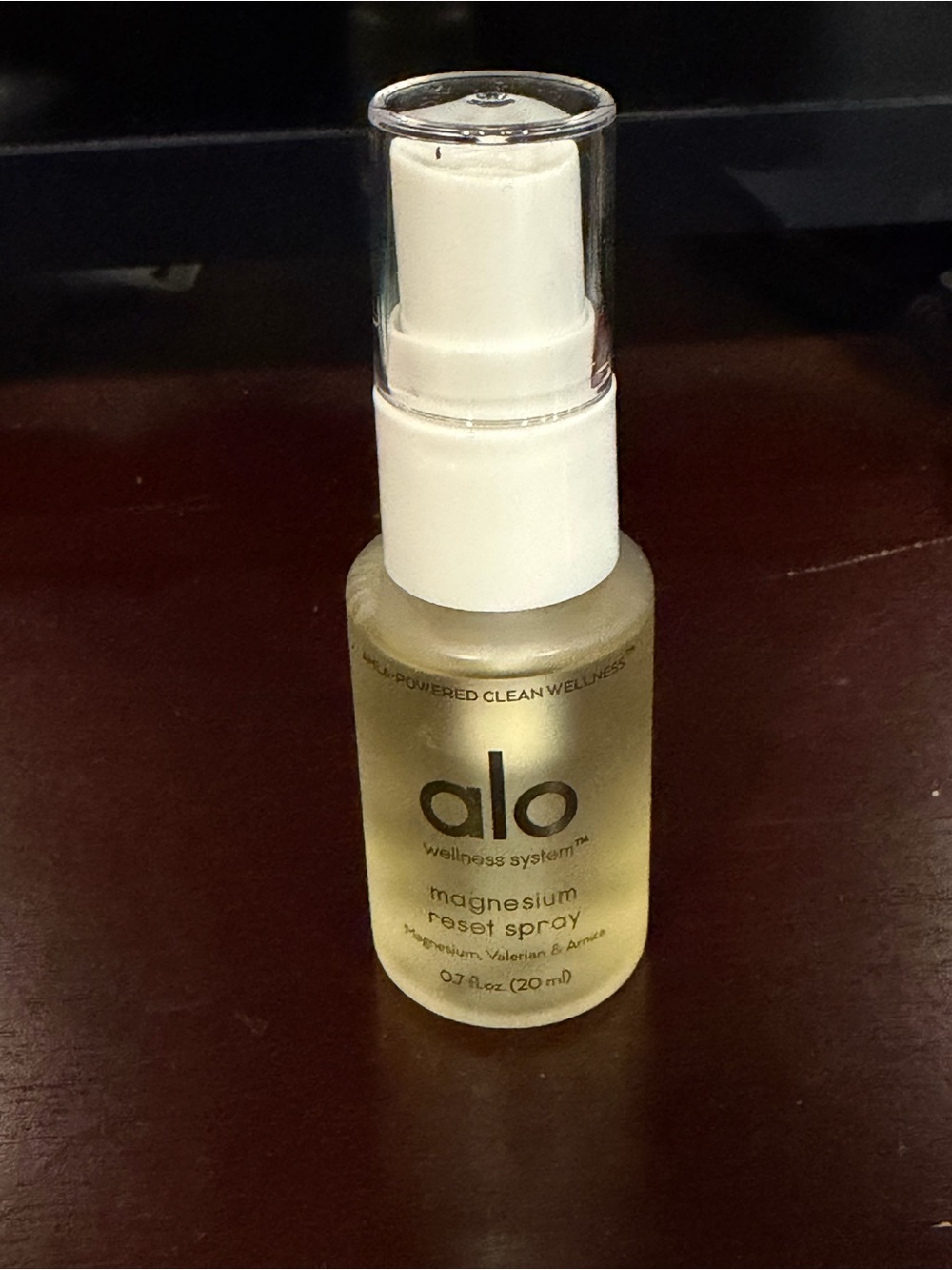 ALO Yoga Magnesium Reset Spray - White & Clear